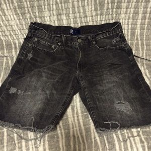 Men Gap shorts